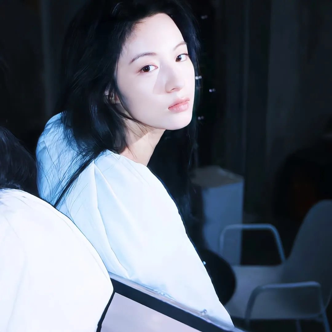 翩然而至